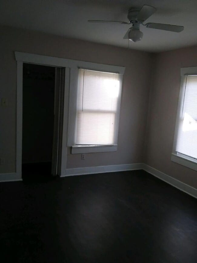 Building Photo - Home For Rent