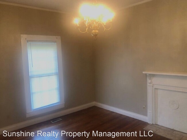 Foto del edificio - 1 br, 1 bath House - 302 CHESTNUT STREET