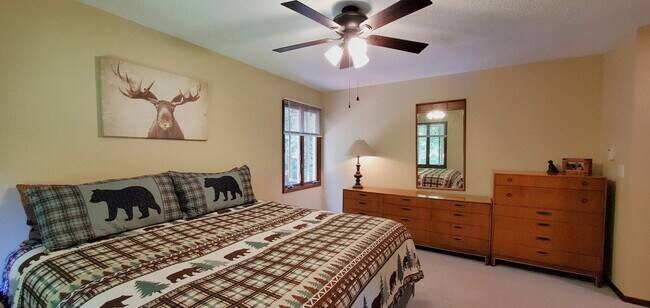 Building Photo - Furnished Rental 4 Bedrooms in Beulah