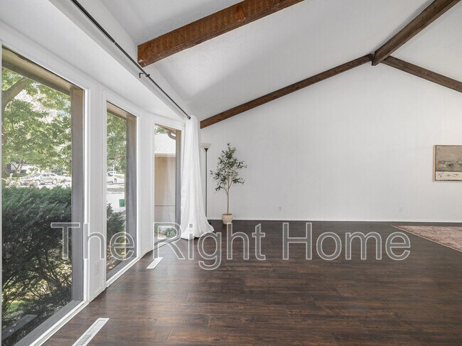 Foto del edificio - 11736 Quail Dr