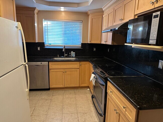 Foto del edificio - 3961 Kern Ct
