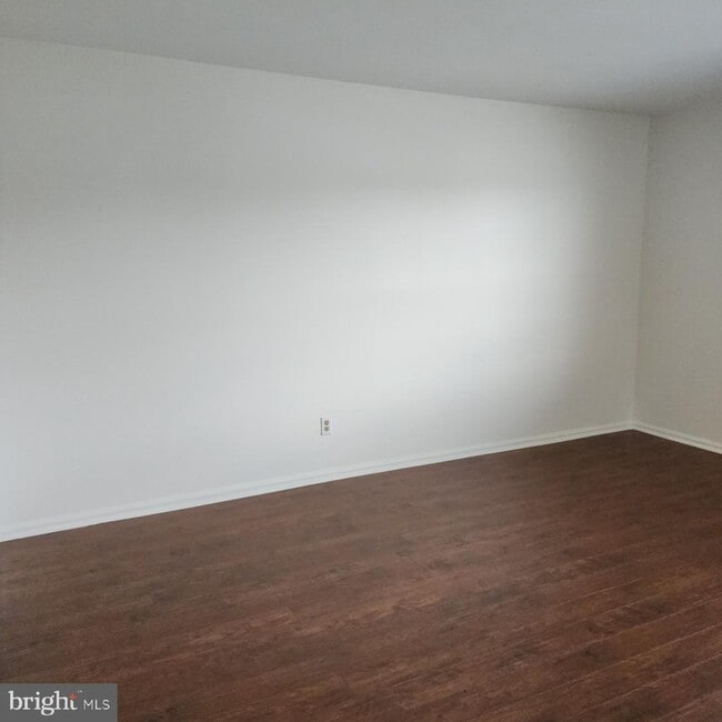 Building Photo - 212 Highland Blvd