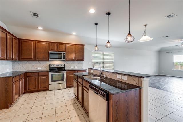 Foto del edificio - 2784 Cresent Lake Dr