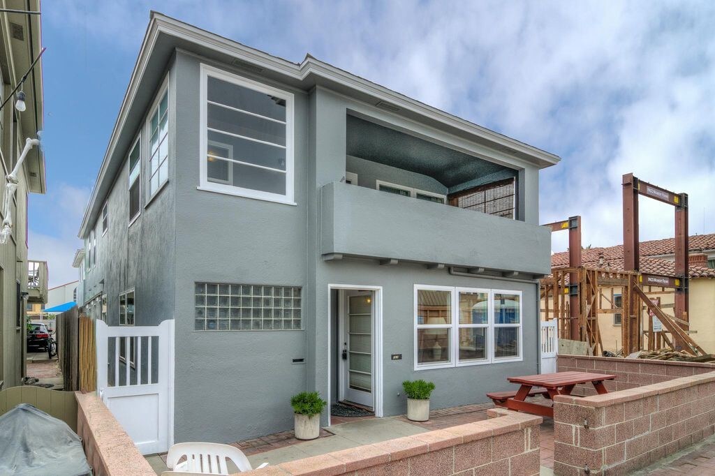 170 Apartments Available for Rent in Newport Beach, CA