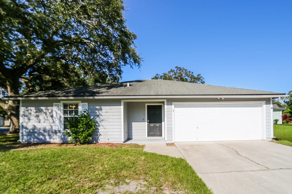 Foto principal - 2632 McCormick Woods Ct