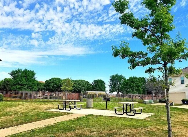 Foto del edificio - 2952 Peyton Brook Dr