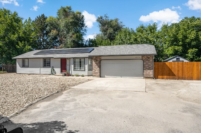 Building Photo - 4976 Willow Ln