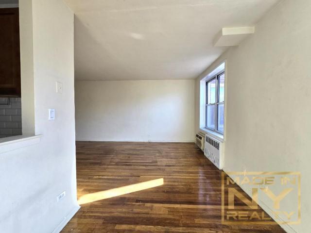 Building Photo - 1 bedroom in WOODSIDE NY 11377