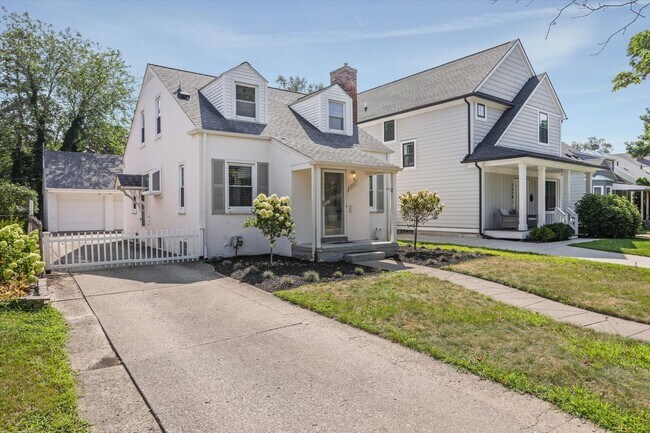 Foto del edificio - 1600 N Altadena Ave