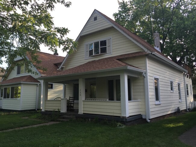 Building Photo - 730 E Pleasant Run Pkwy N Dr