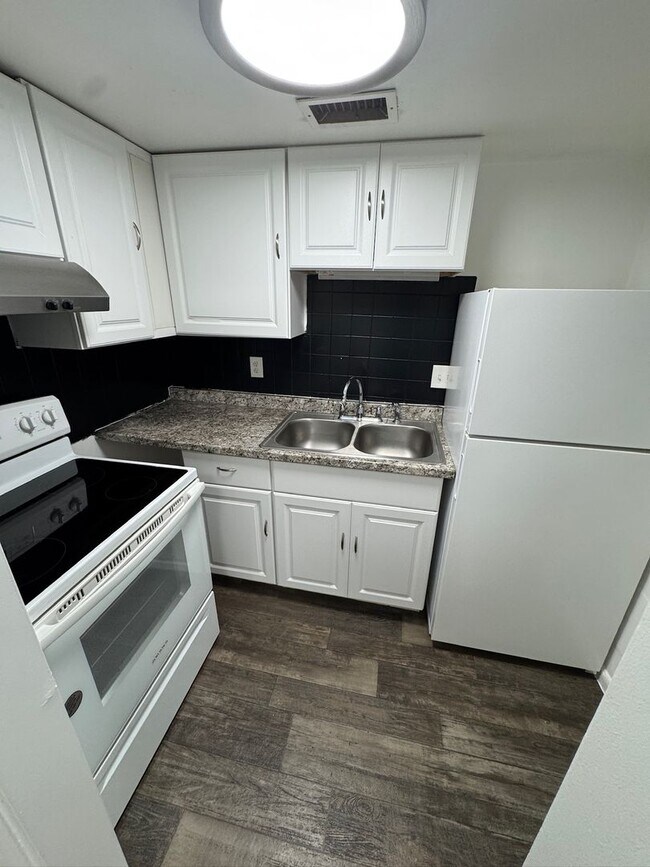 Foto del edificio - 1745-3 NE 2nd Street-