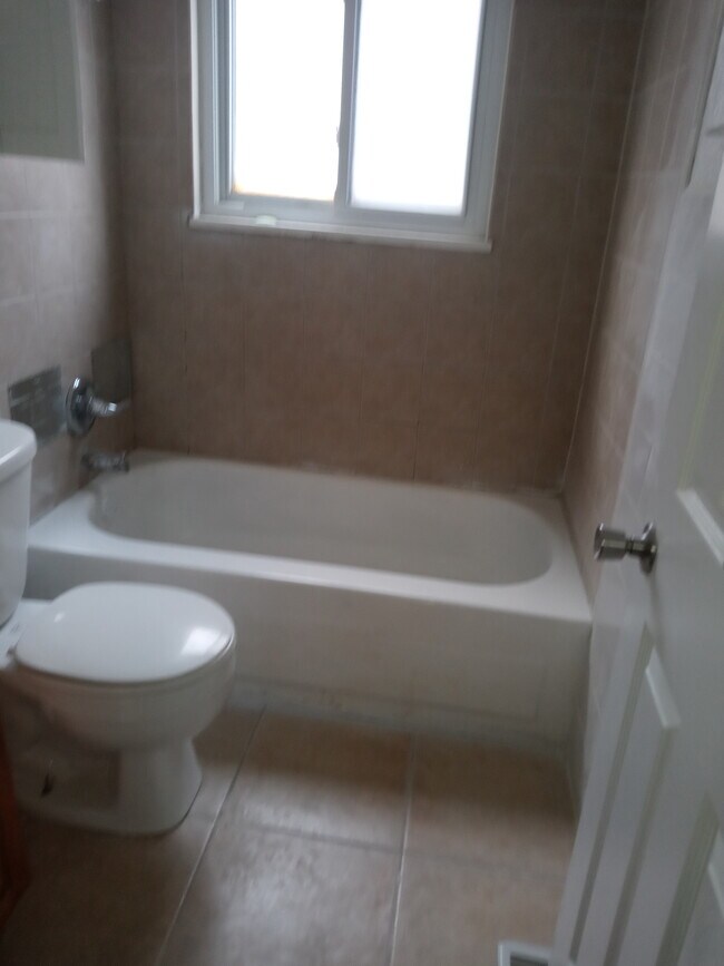 Foto del edificio - 3513 Golden Meadows Ct