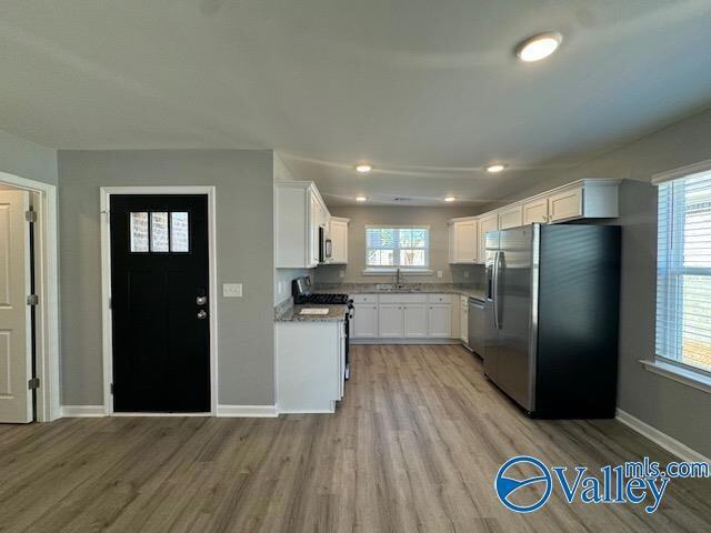 Building Photo - 342 Angela St