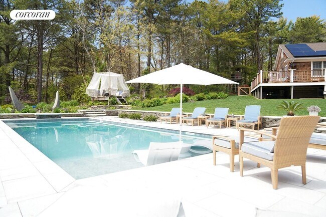 Foto del edificio - 565 Montauk Hwy