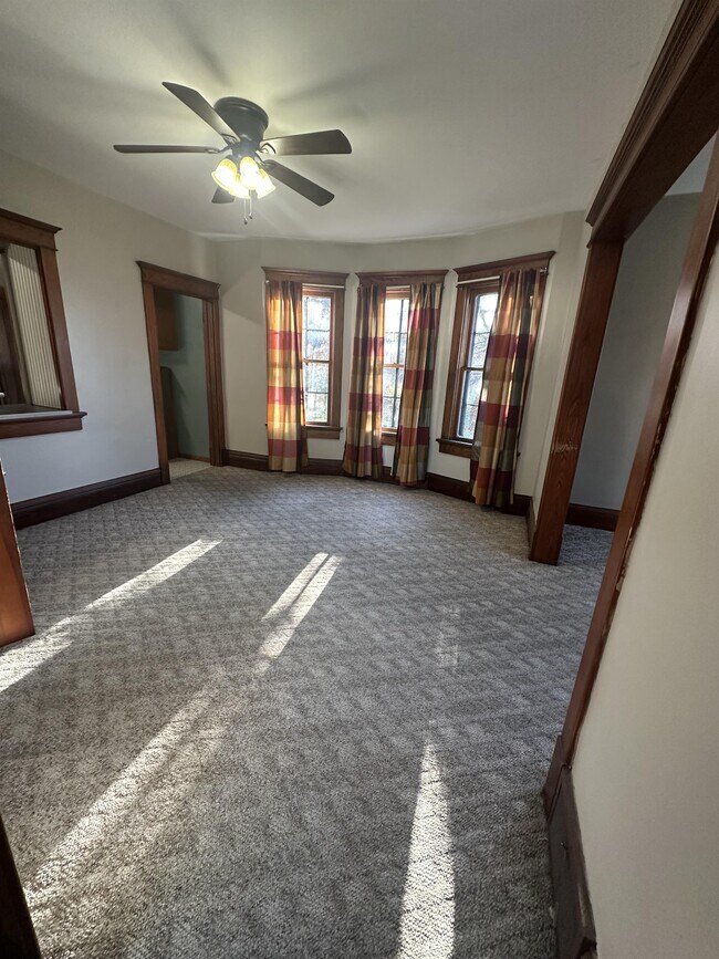 Foto del edificio - 2714 Pinard St