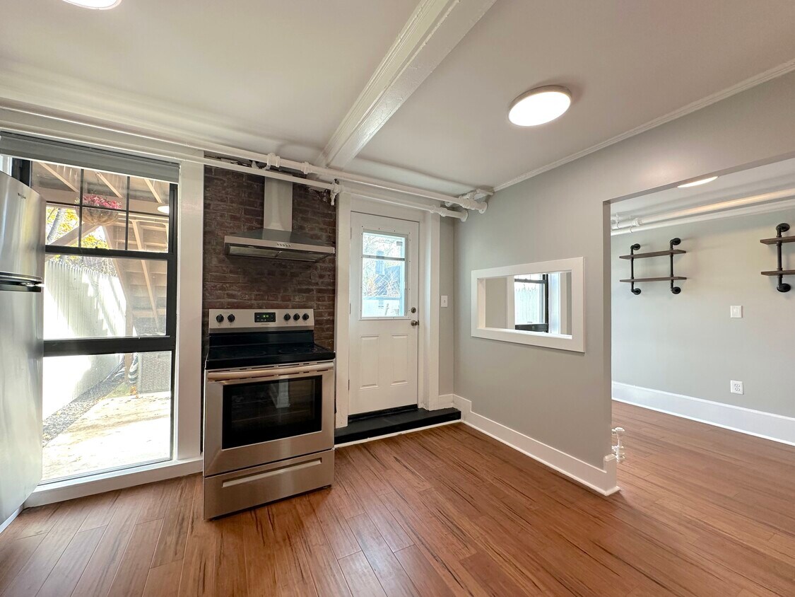 Foto principal - 202 Grand St