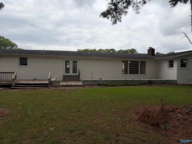 Foto del edificio - 8009 Whitesburg Dr