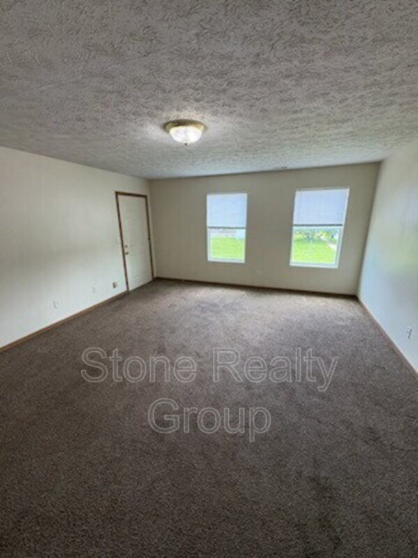 Foto del edificio - 677 N 25th St