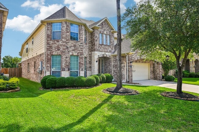 Building Photo - 28134 Kudzu Dr