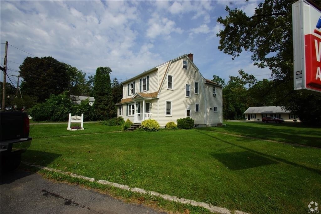 Primary Photo - 1321-Unit 2 E Genesee St