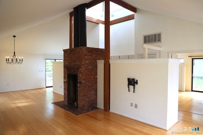 Building Photo - 3 Edgewood Cir