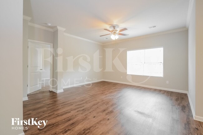 Foto del edificio - 5056 Bella Ct