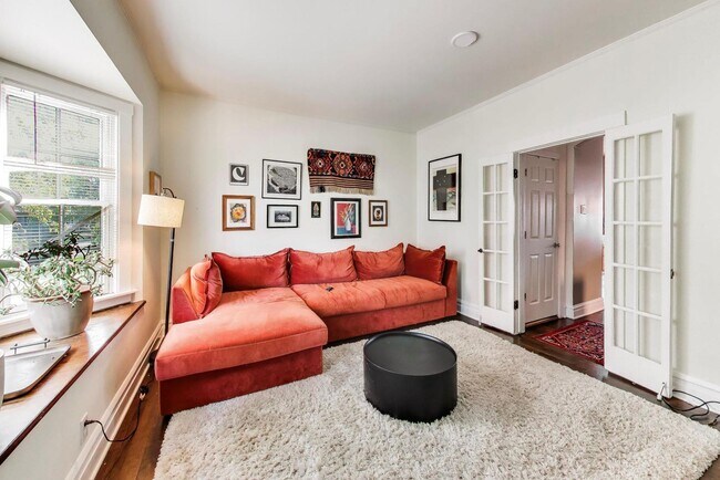 Foto del edificio - 4911 W Grace St