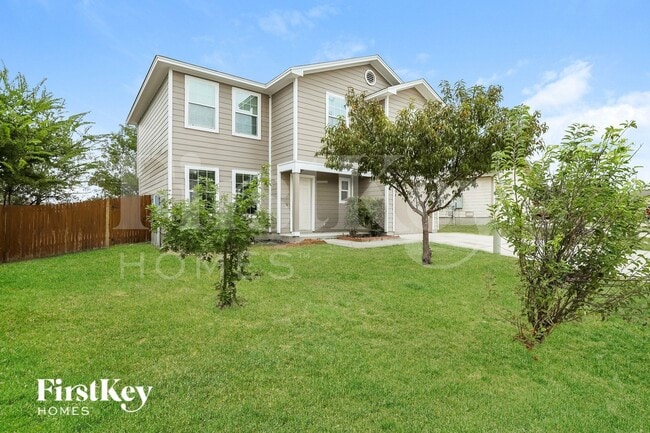 Foto del edificio - 1442 Frio Run