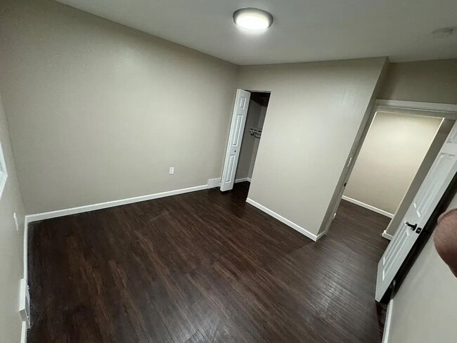 Building Photo - Charming 3 Bedroom 1 Bath Single Family Home in Bon Air