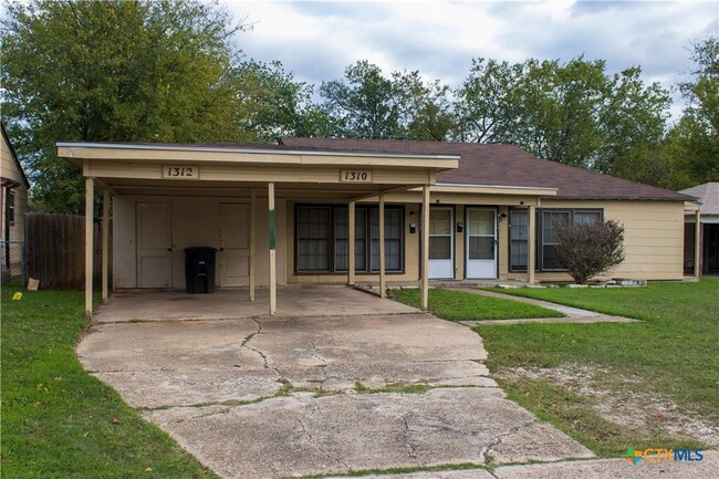 Building Photo - 1310 Massey St