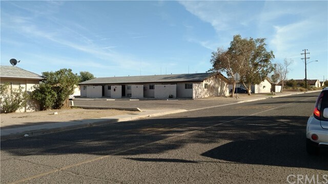 Building Photo - 1932 Erin Dr