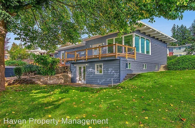 Foto del edificio - 3 br, 3 bath House - 160 S 210th St