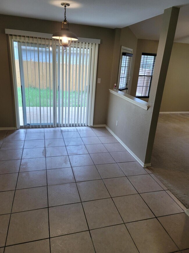 Foto del edificio - 4554 Northpointe Pl