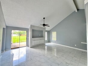 Building Photo - 21454 Park Bishop Dr