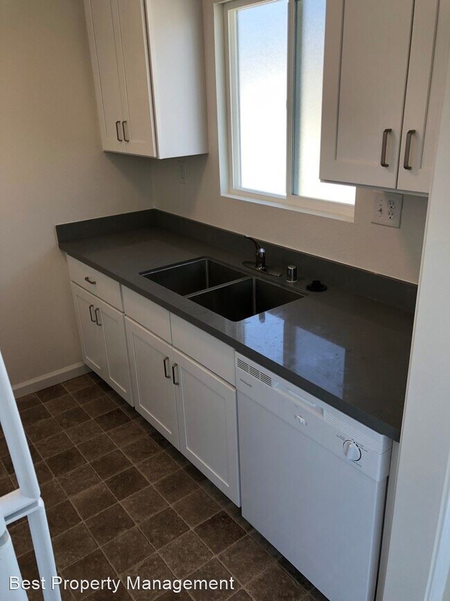 Building Photo - 2 br, 1 bath House - 2205 Peppertree Way -...