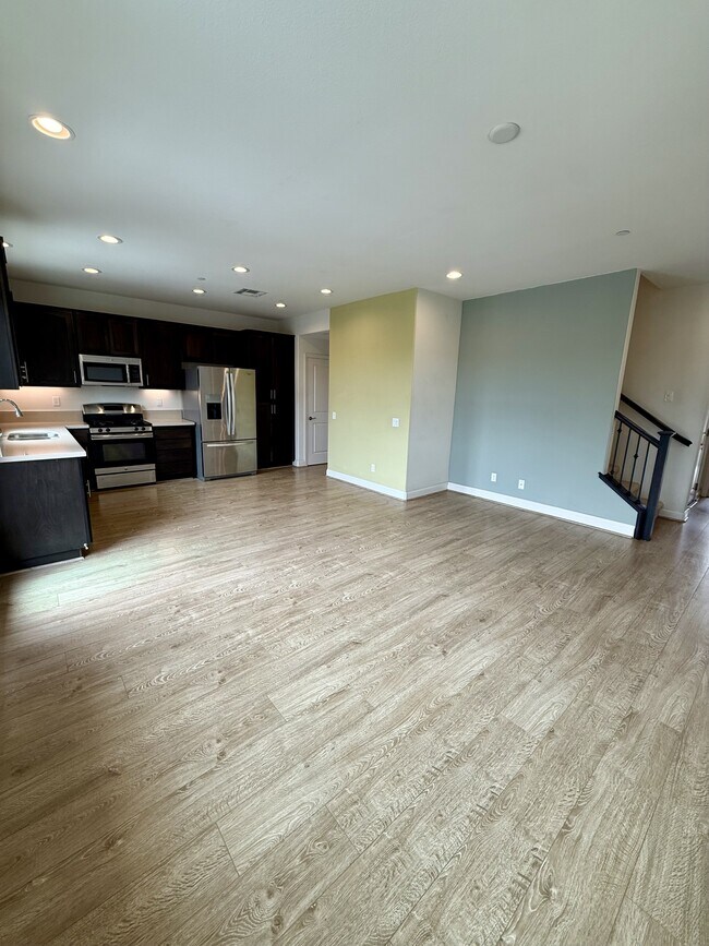 Foto del edificio - 311 Oak Hill Rd