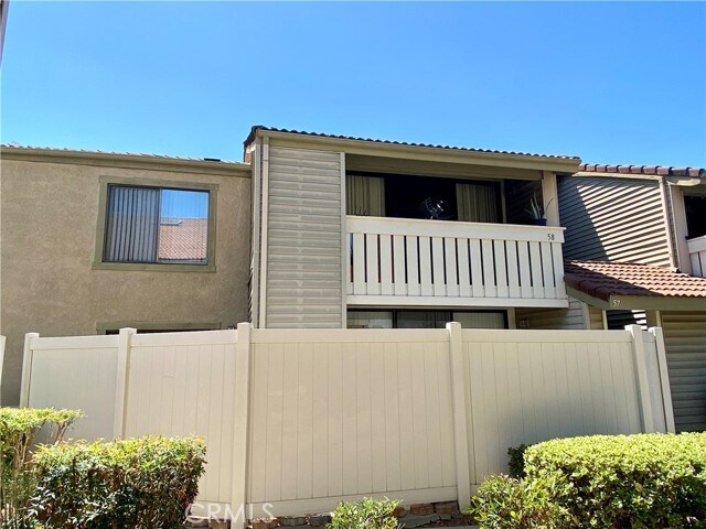 Primary Photo - 58 Carriage Way