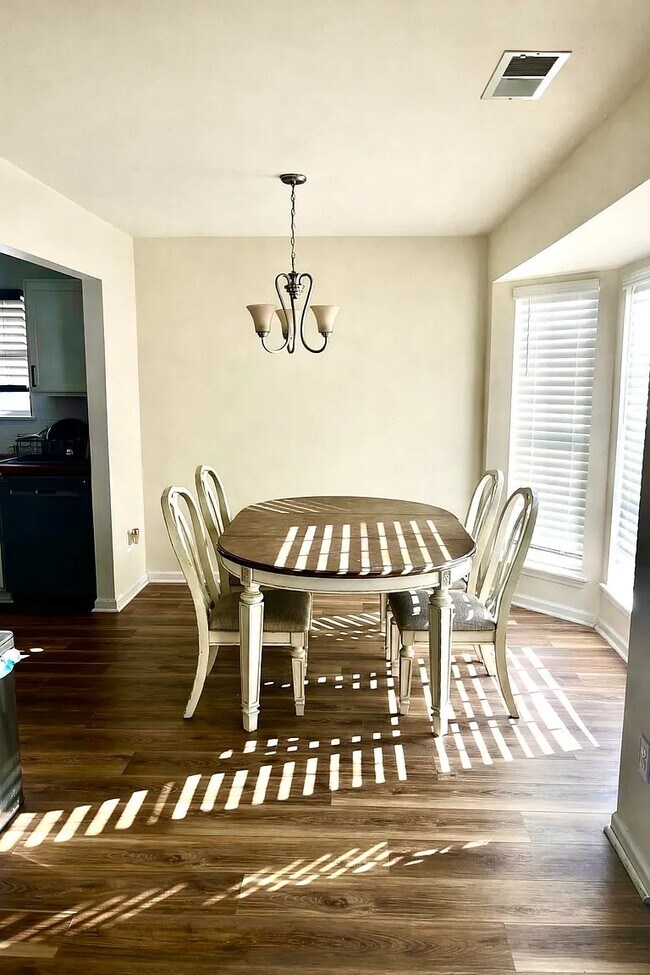 Foto del edificio - 13232 Lampmeade Ln