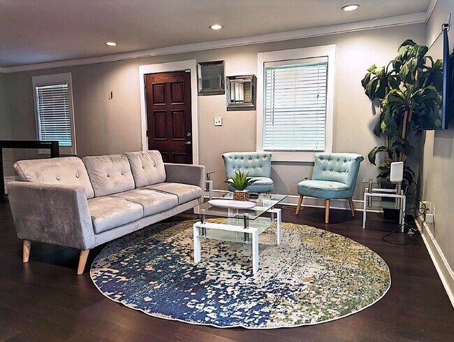 Foto del edificio - Stylish & Convenient Atlanta Room: All-Inclusive Living!