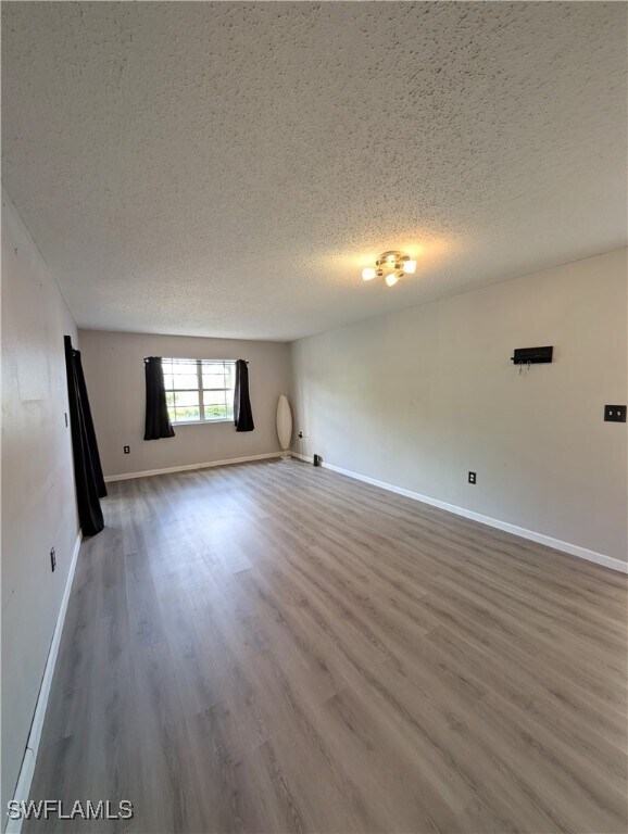 Building Photo - 3401 Winkler Ave
