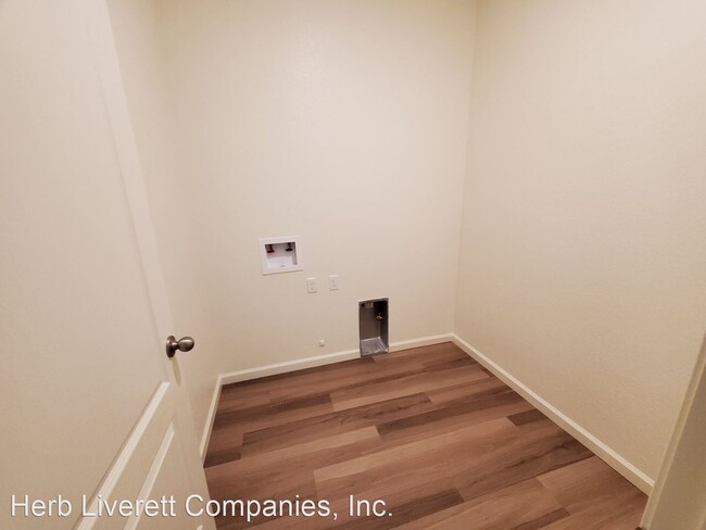 Building Photo - 3 br, 2 bath House - 5722 Seedling Way