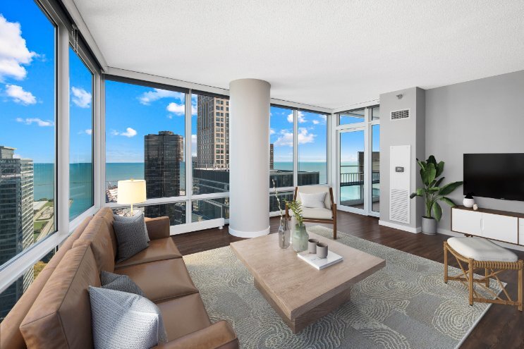 Photo - 346 E Grand Ave (Chicago, IL)