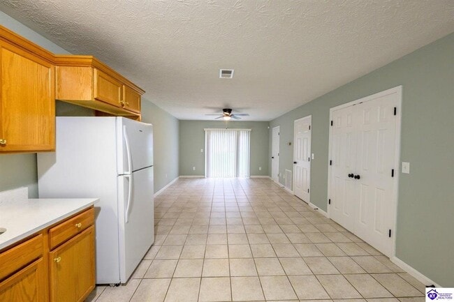 Building Photo - 111 Poplar Cir