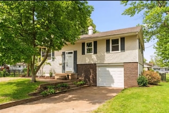 Building Photo - 213 Whitehall Dr
