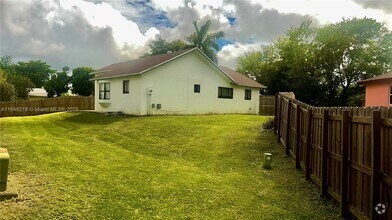Building Photo - 13549 SW 285th Terrace