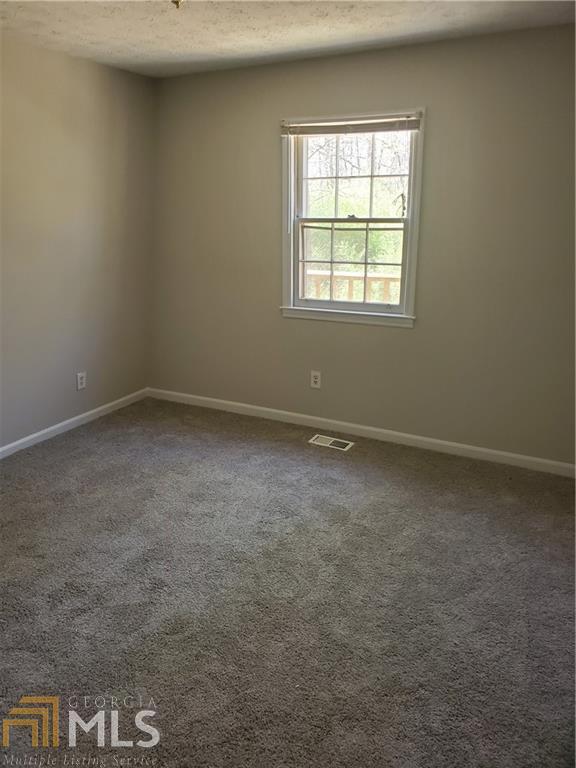 Building Photo - 928 Dogwood Trail