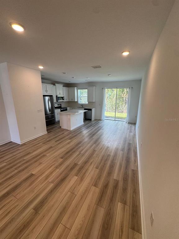 Foto del edificio - 950 Spring Palms Lp