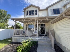 Building Photo - 5921 Genoa Ln