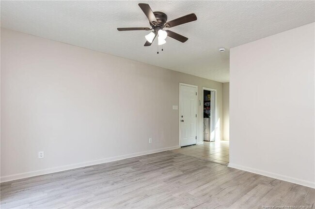 Building Photo - 6449 Rutherglen Dr
