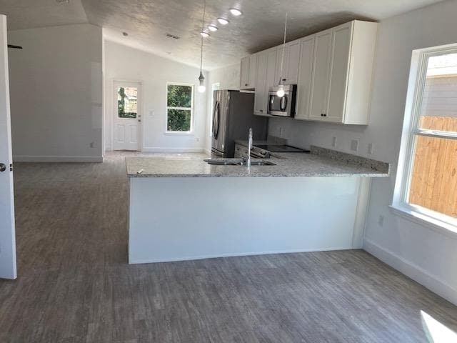 Building Photo - 5270 Montejo Dr